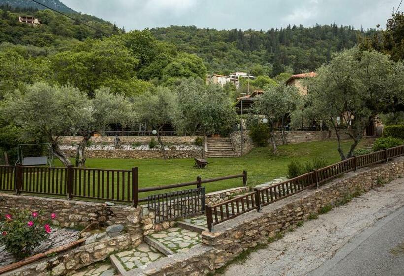 バルコニー付きデラックスルーム, Acropolis Mystra Guesthouse