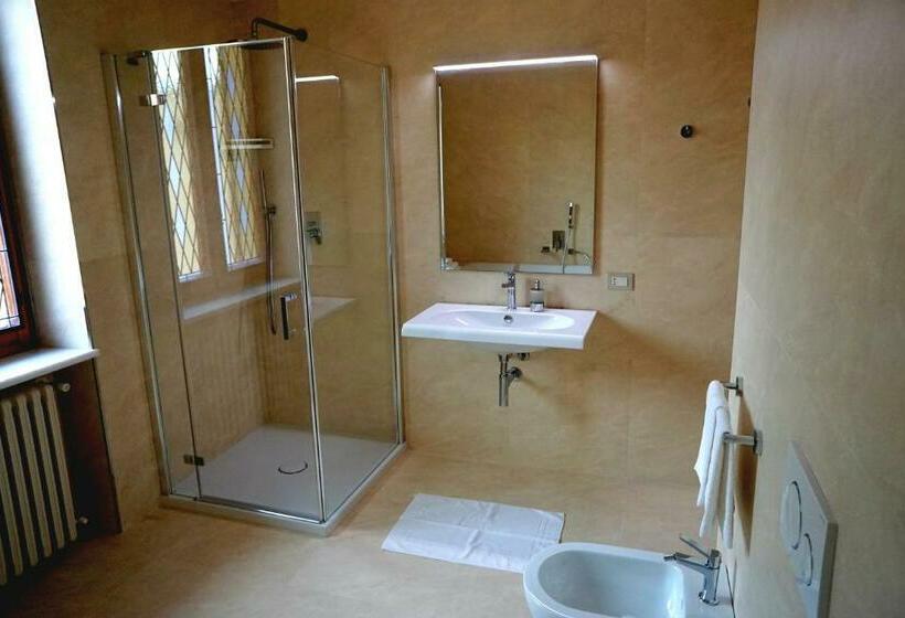 استودیوی استاندارد, B&b Luna Di Langa