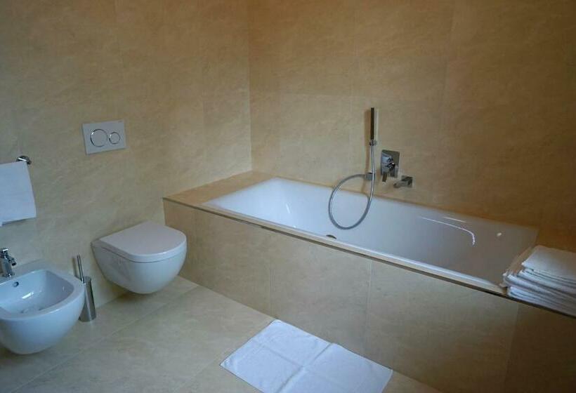 חדר סטודיו סטנדרד, B&b Luna Di Langa