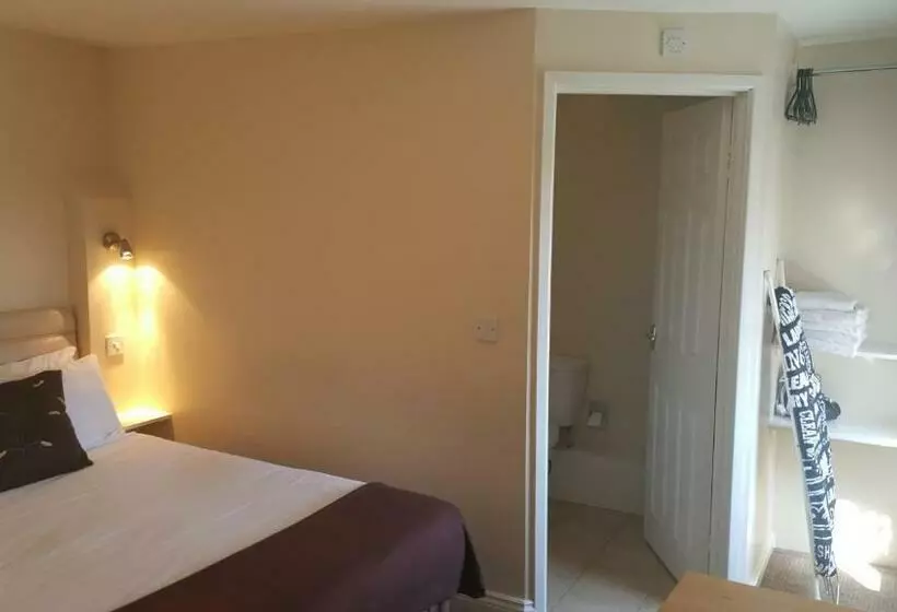 Economy Room