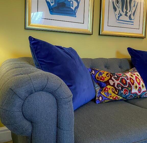 غرفة ديلوكس سرير كينج, Grove House