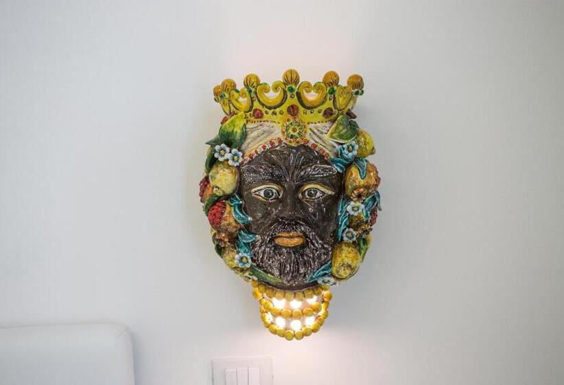 デラックストリプルルーム, Tra Le Braccia Di Morfeo