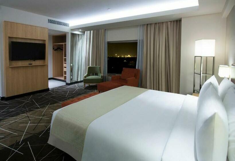 غرفة تنفيذية, Holiday Inn Chennai Omr It Expressway, An Ihg