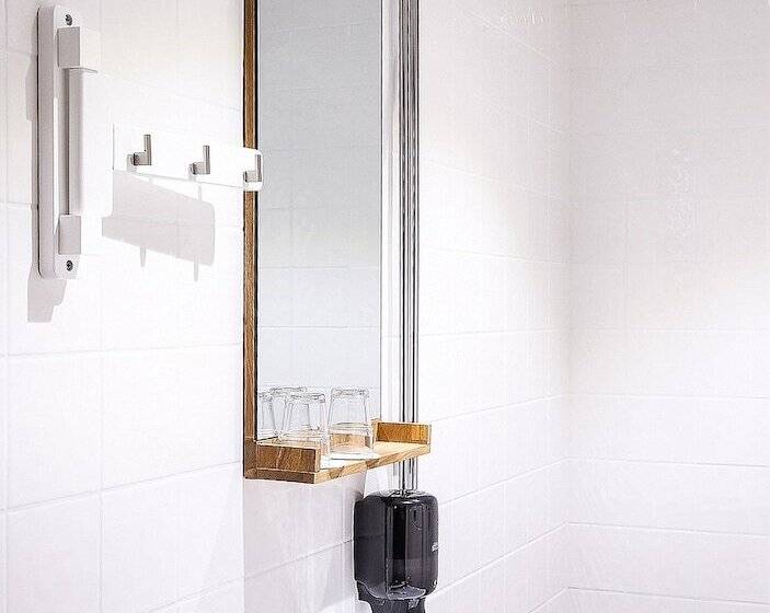 חדר אקונומי יחיד, Hotorget