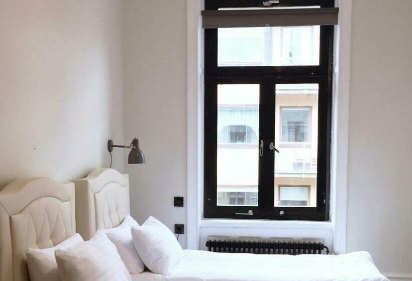 חדר אקונומי, Hotorget