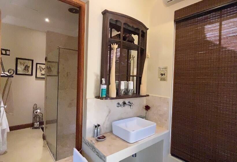 جناح عائلي غرفتين نوم, Kambaku River Lodge