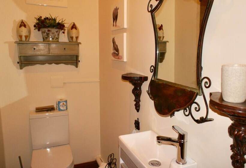 جناح عائلي غرفتين نوم, Kambaku River Lodge