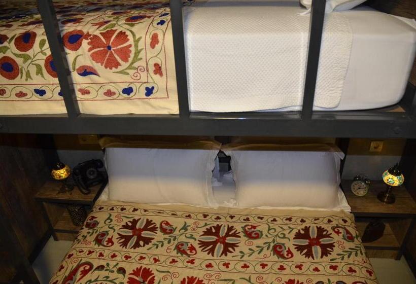 اتاق خانوادگی, Livia Hotel Ephesus