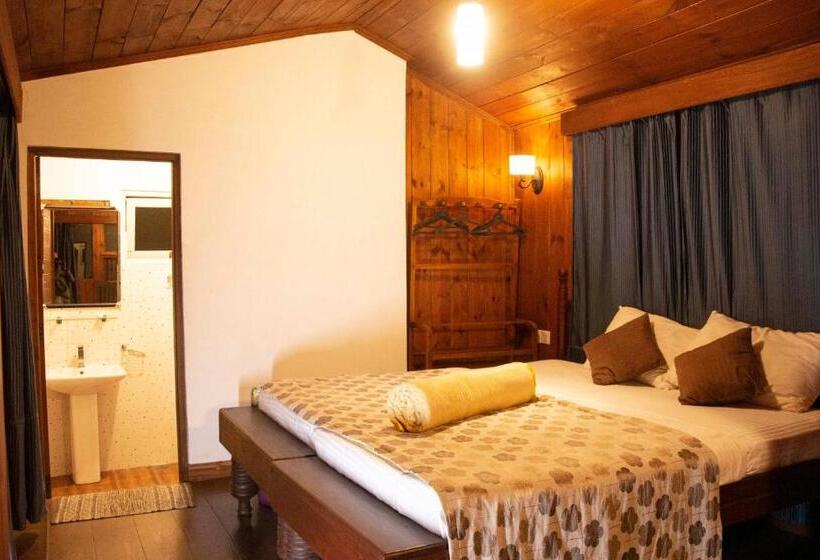 חדר משפחתי, The Golf Green City Bungalow