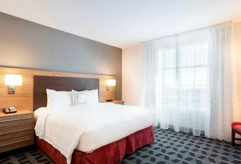 キングサイドベッドのスタンダードワンルーム, Towneplace Suites By Marriott San Mateo Foster City
