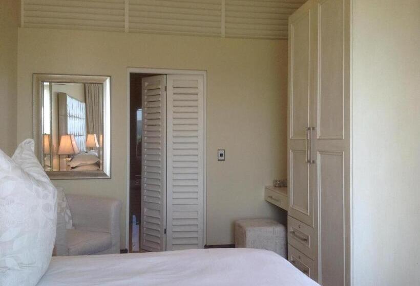 Номер Deluxe Вид на Озеро, Villa Paradisa Guest House