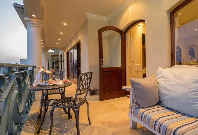 デラックススイート, Villa Paradisa Guest House