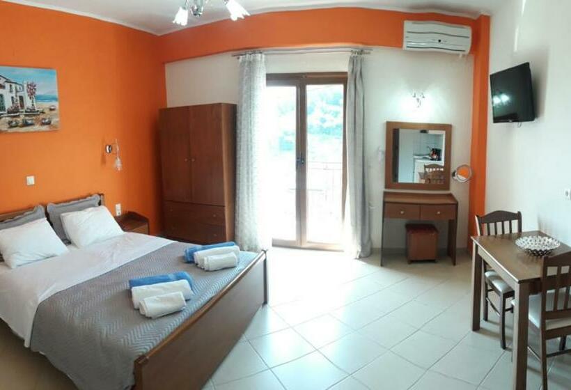 Номер Deluxe, Petrino Apartments