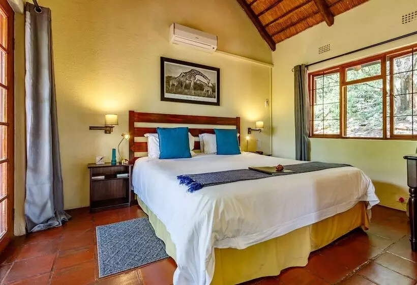 اتاق سوپریور, Rissington Inn