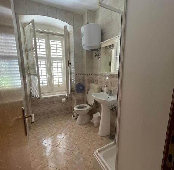 Triple Room Sea View, Vila Liza