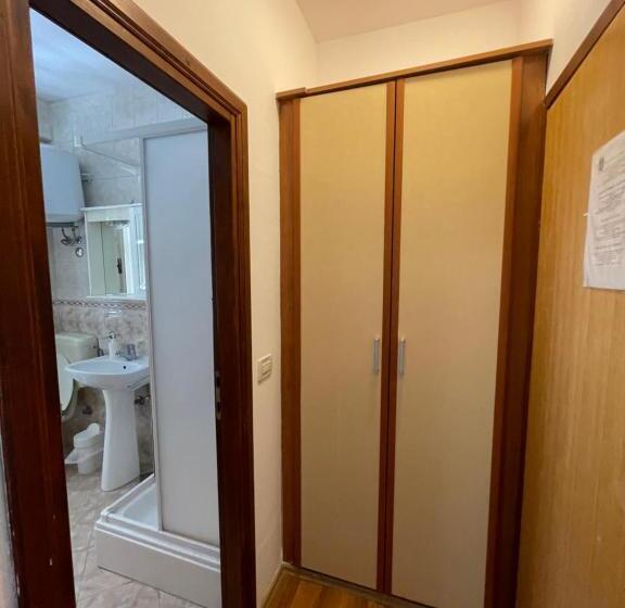 Triple Room Sea View, Vila Liza