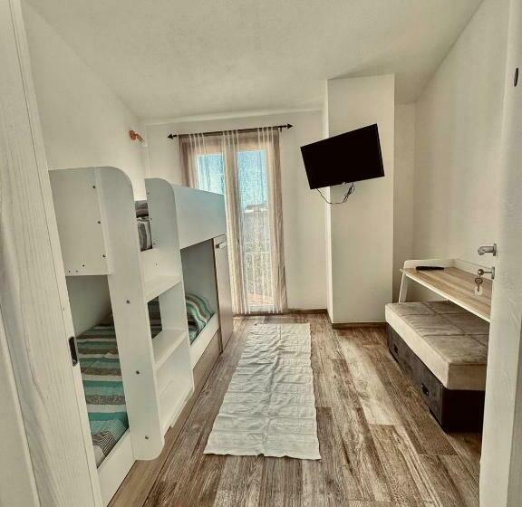 패밀리 룸, B&b Luchia