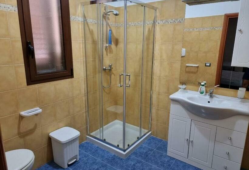 غرفة قياسية رباعية, Villa Giusy X2x4x4x5