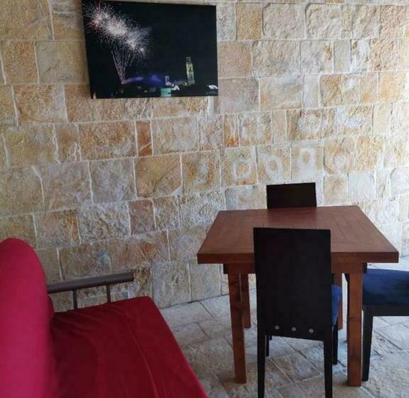 إستديو عائلى, Villa Giusy X2x4x4x5