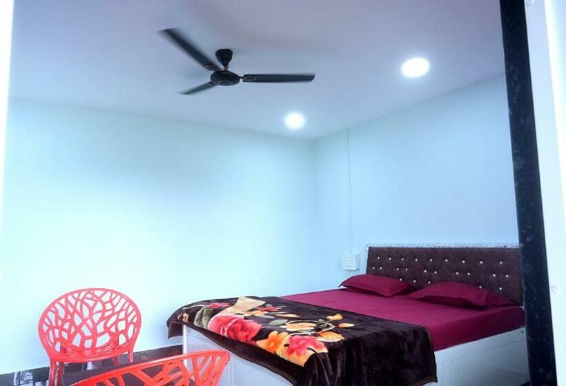 Семейный Номер Вид на Горы, Sahyadri Hotel And Room Stay