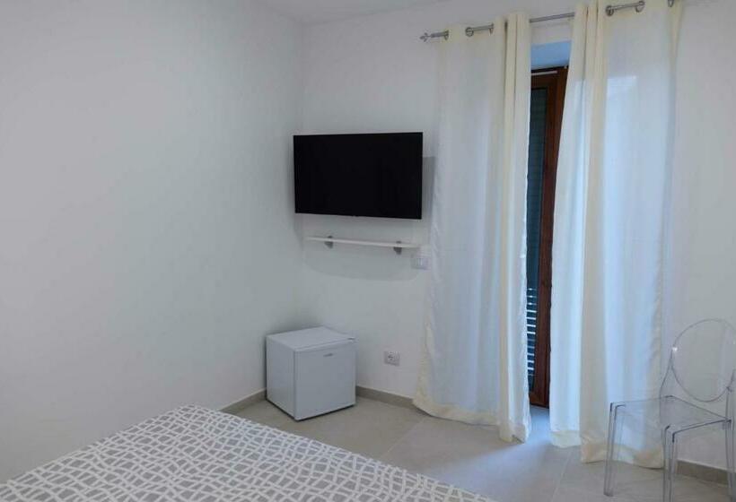 غرفة ديلوكس ثلاثية, Al Chiaro Di Luna Luxury Suites Amalfi Coast