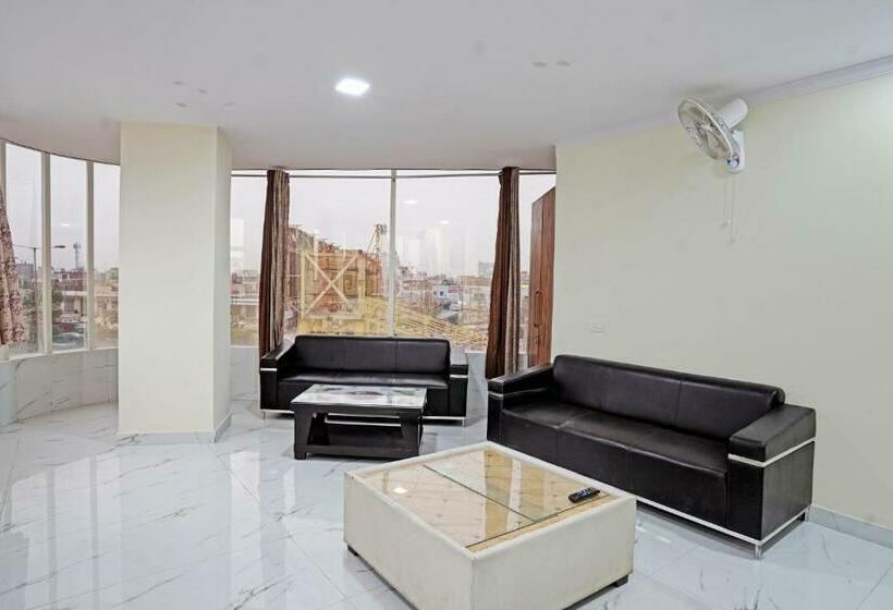 Трехместный Номер Классика, Oyo Flagship Hotel Jojo In