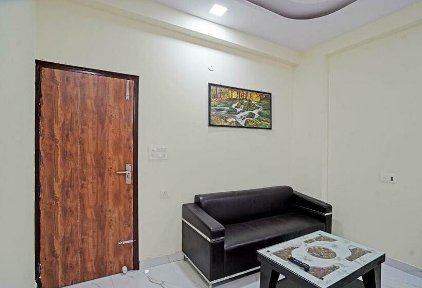 Трехместный Номер Классика, Oyo Flagship Hotel Jojo In