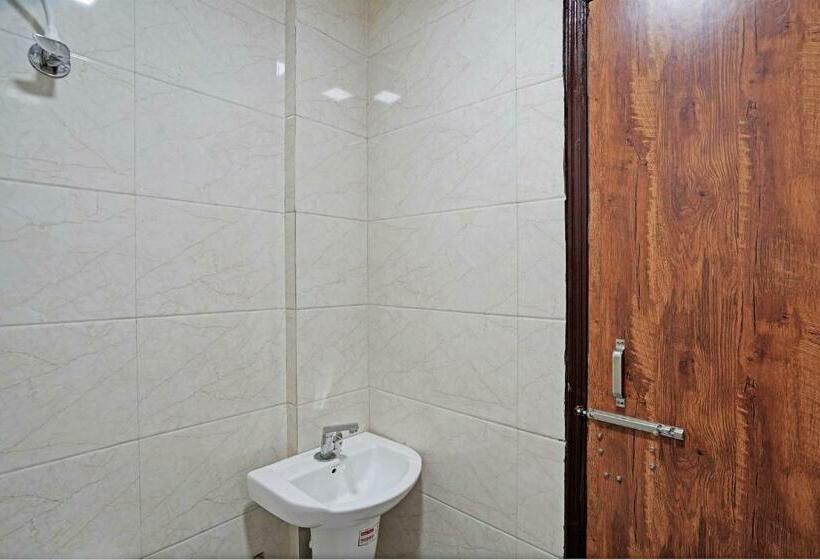 Трехместный Номер Классика, Oyo Flagship Hotel Jojo In