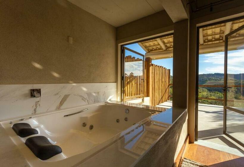 Bungalow Deluxe, Quinta Dos Manacás Pousada   Pedra Azul   Rota Dos Lagos