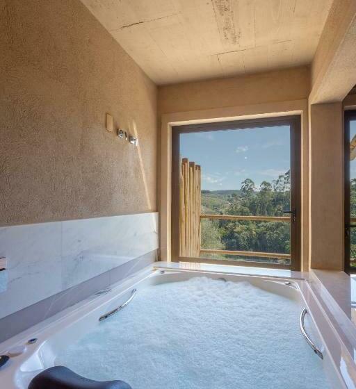 Bungalow Deluxe, Quinta Dos Manacás Pousada   Pedra Azul   Rota Dos Lagos