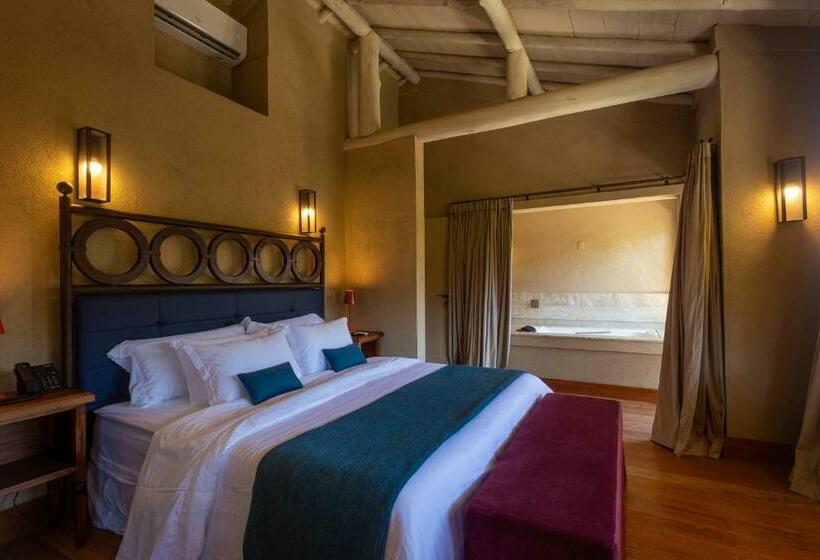 Bungalow Deluxe, Quinta Dos Manacás Pousada   Pedra Azul   Rota Dos Lagos