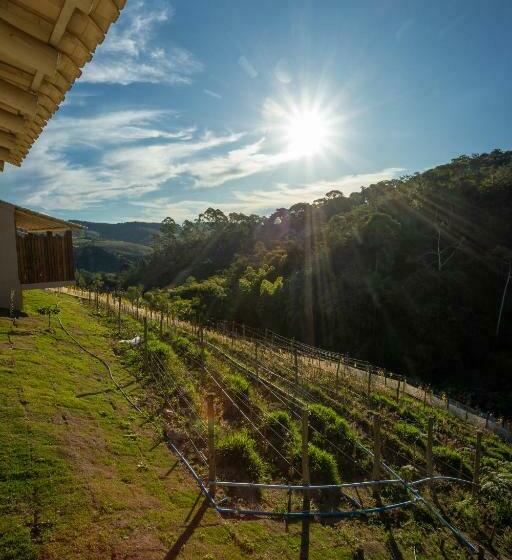 Bungalow Deluxe, Quinta Dos Manacás Pousada   Pedra Azul   Rota Dos Lagos