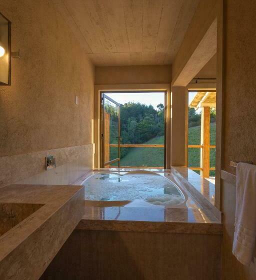 Bungalow Deluxe, Quinta Dos Manacás Pousada   Pedra Azul   Rota Dos Lagos