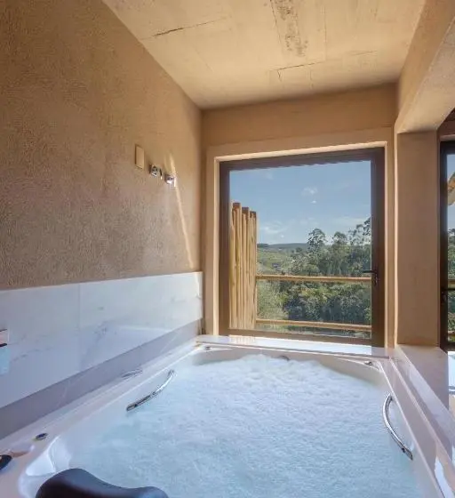 Superior-bungalow, Quinta Dos Manacás Pousada   Pedra Azul   Rota Dos Lagos