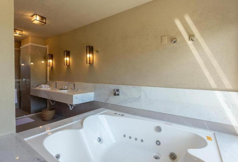 Bungalow Superior, Quinta Dos Manacás Pousada   Pedra Azul   Rota Dos Lagos