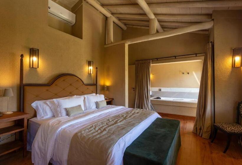 Bungalow Superior, Quinta Dos Manacás Pousada   Pedra Azul   Rota Dos Lagos