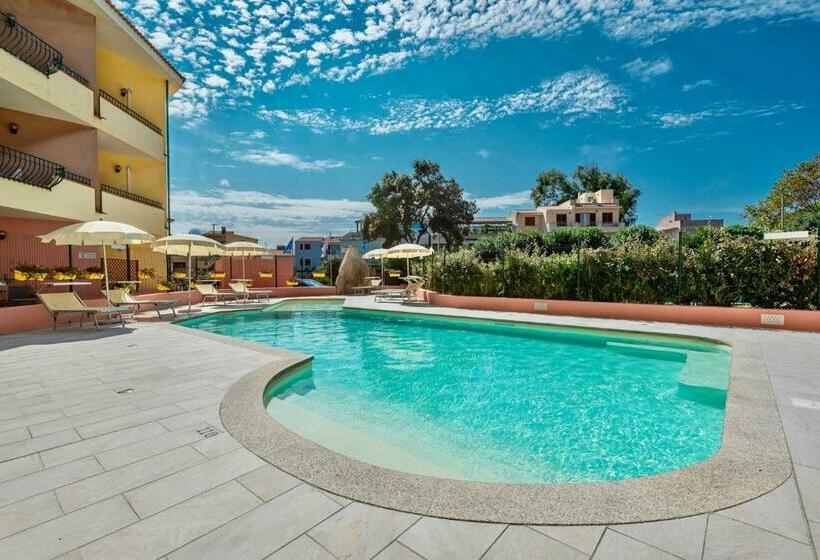 شقة غرفة واحدة, Isa Residence With Swimming Pool In Santa Teresa Di Gallura, Apartments With Air Conditioning And Pr