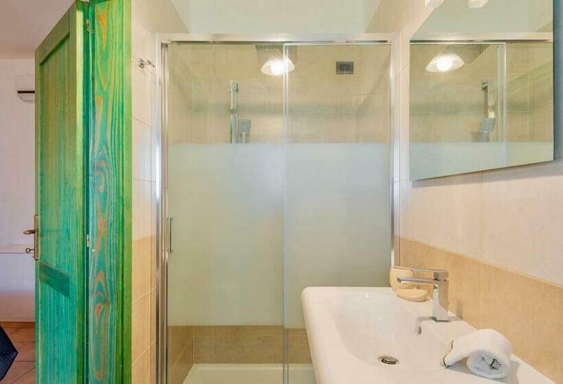 דירת חדר, Isa Residence With Swimming Pool In Santa Teresa Di Gallura, Apartments With Air Conditioning And Pr