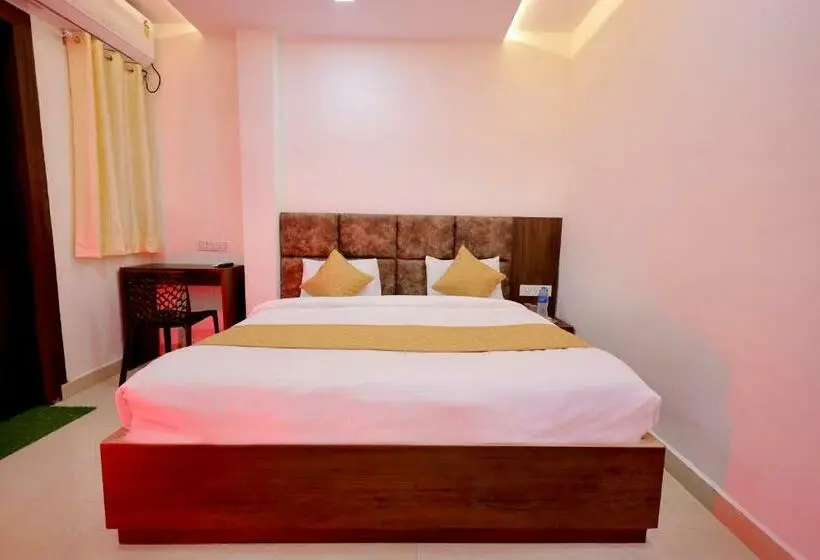 Deluxe-huone, Fabhotel Vishal Palace