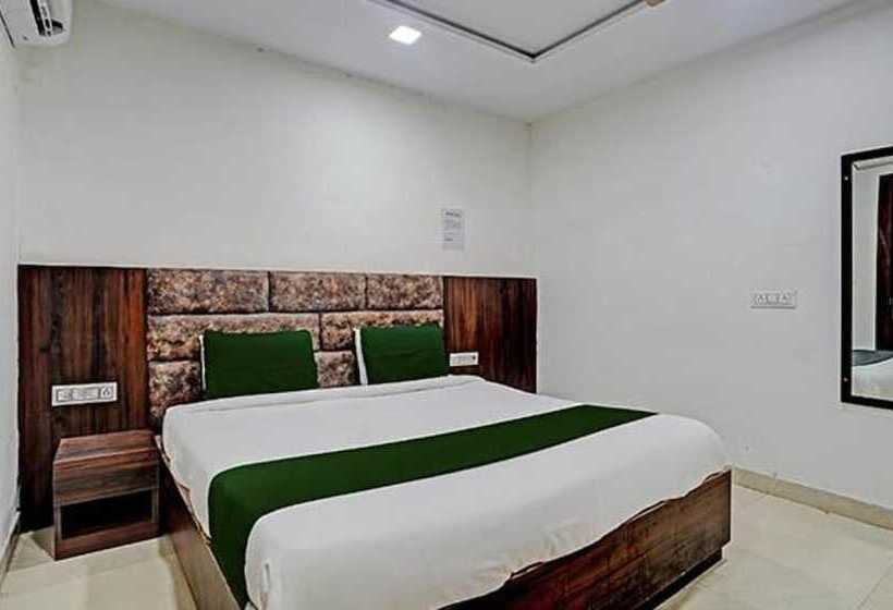 デラックスルーム, Fabhotel Vishal Palace