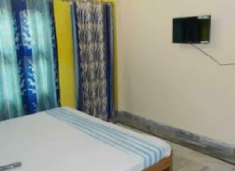 デラックスルーム, Grg K.s.n. Paying Guest House