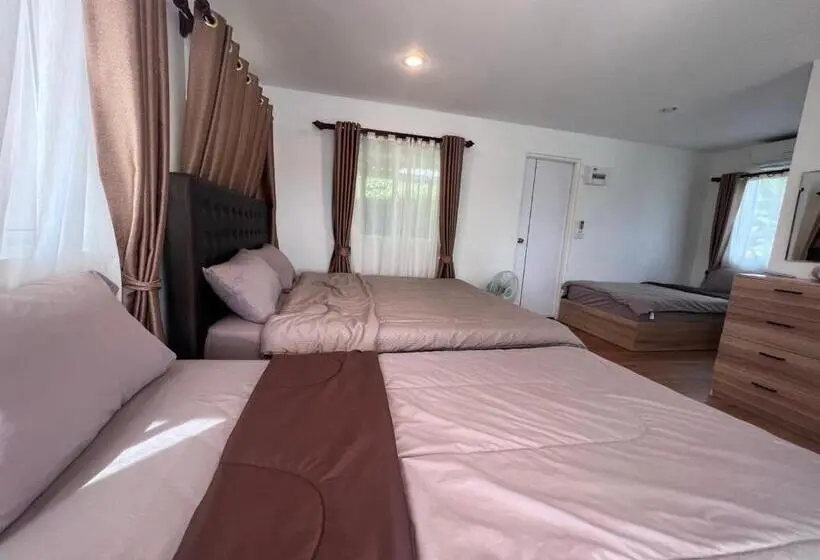Talo 2 Makuuhuonetta, Cassandra Khaokho Resort