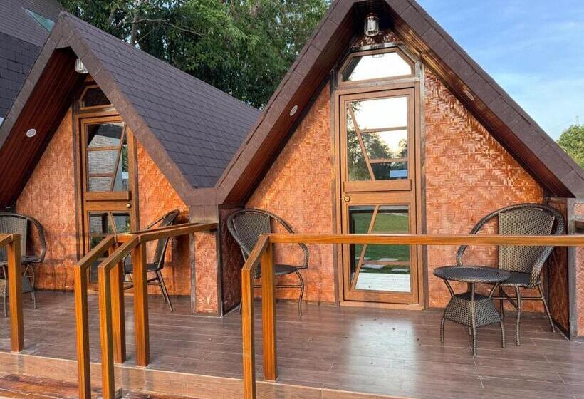 Deluxe Room, Greenridge Resort