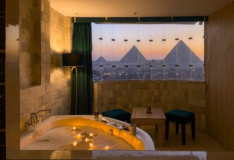 اتاق سوپریور با تخت بزرگ, Jumeirah Jacuzzi Pyramids View Inn