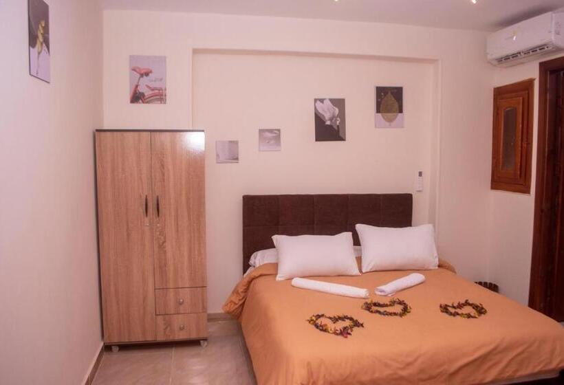 اتاق استاندارد, Jumeirah Jacuzzi Pyramids View Inn