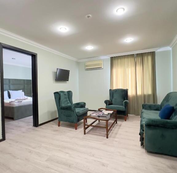 סוויטה משפחתית, Rosemary Inn