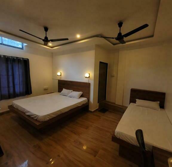 غرفة قياسية ثلاثية, Dream Lodging