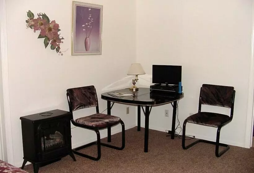 スタンダード4人部屋, Apple Blossom Inn