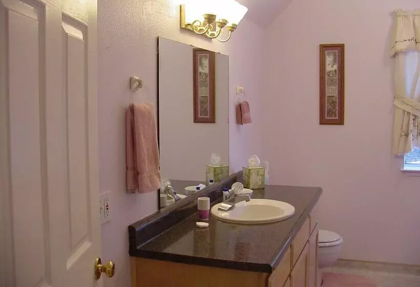 デラックスルーム, Apple Blossom Inn