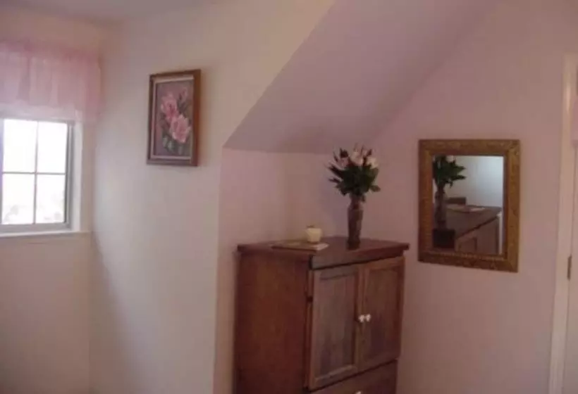 デラックスルーム, Apple Blossom Inn